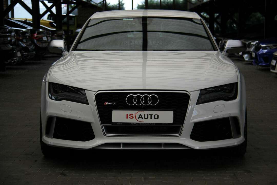 Audi Rs7 4.0TFSI/720ps/Exclusiv/Kamera/ Audi Rs7 4.0TFSI/720ps/Exclusiv/Kamera/