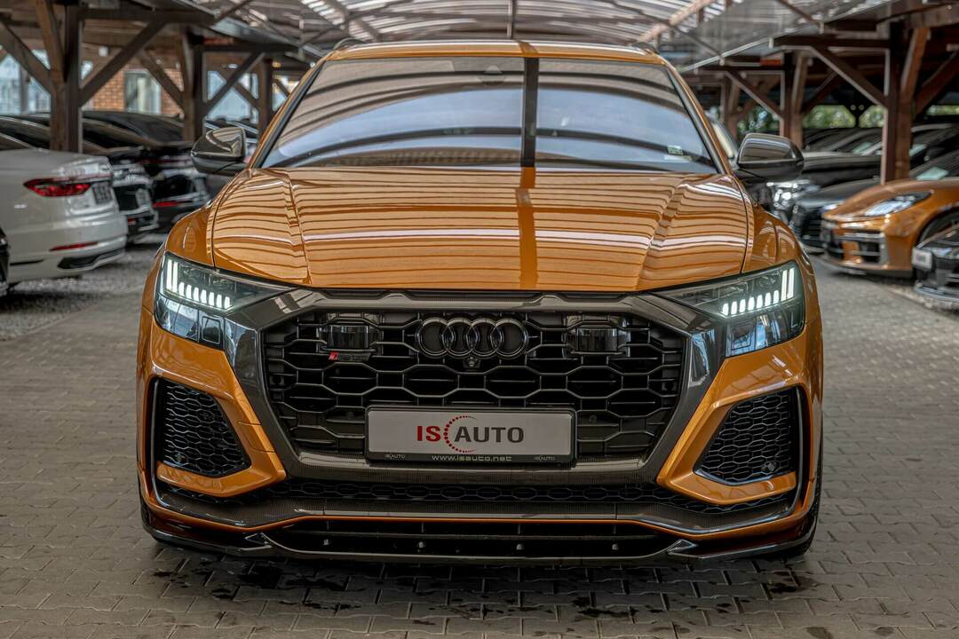 Audi RSQ8 4.0TFSI/Bang&Olufsen/Carbon/Керамика/Камера 360/ Audi RSQ8 4.0TFSI/Bang&Olufsen/Carbon/Керамика/Камера 360/