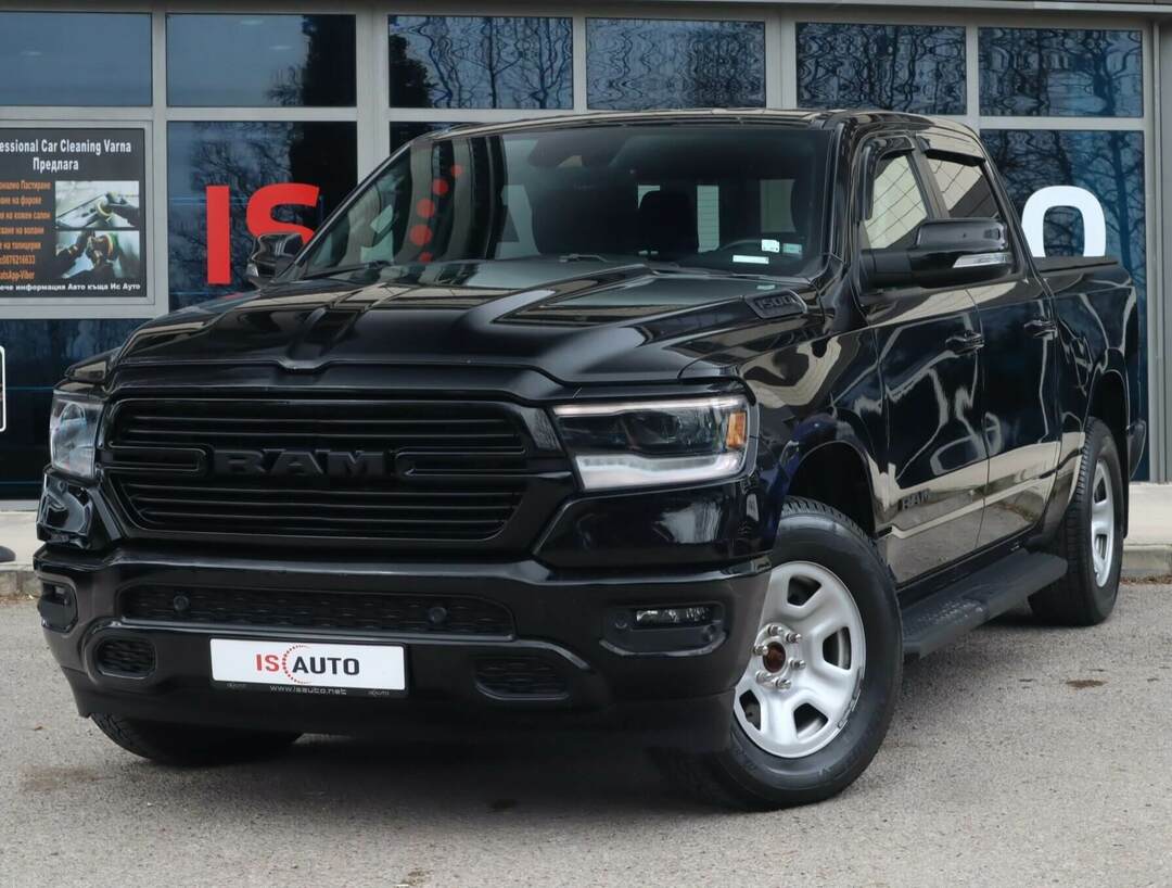 Dodge RAM 1500 5.7 HEMI V8/Crew Cab Long/4WD/Камера/Подгрев