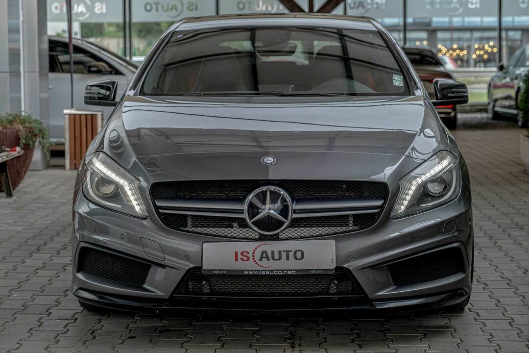 Mercedes A45 AMG 4Matic/F1/Harman Kardon/Камера/Карбон/Подгрев Mercedes A45 AMG 4Matic/F1/Harman Kardon/Камера/Карбон/Подгрев