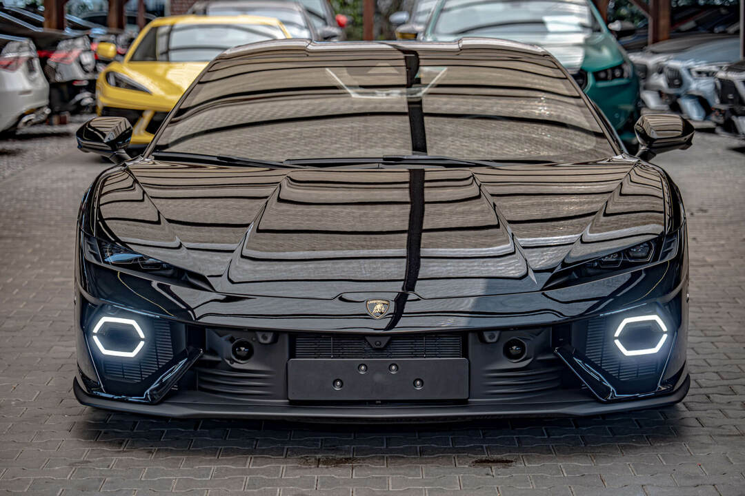 Lamborghini Temerario 4.0 PHEV/4WD/3D Камера/Керамика/Lift Lamborghini Temerario 4.0 PHEV/4WD/3D Камера/Керамика/Lift