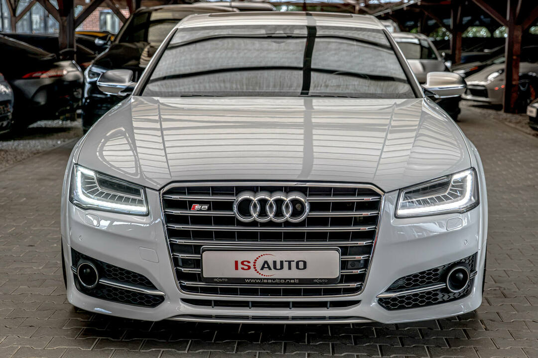 Audi S8 4.0TFSI/Bang&Olufsen/HuD/Design Selection/RSE/Обдухване/Керамика